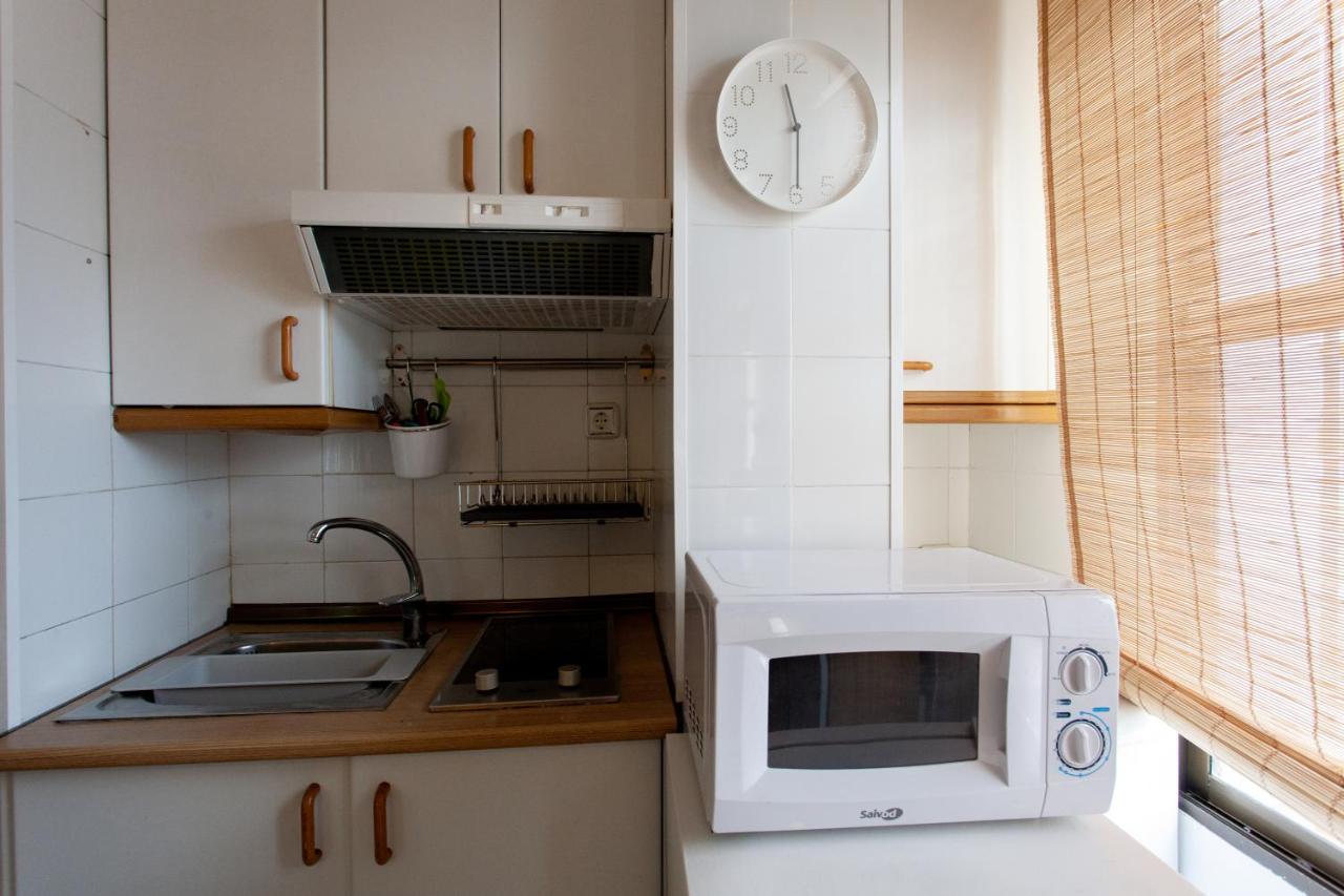 Pikis Apartment Center 1 Севилья Экстерьер фото