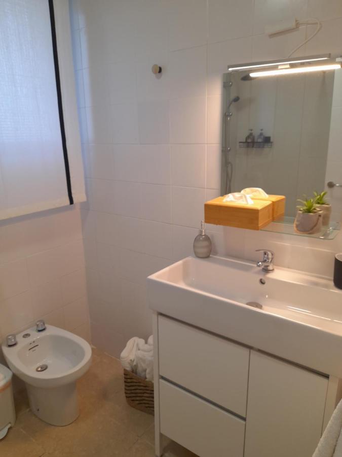 Pikis Apartment Center 1 Севилья Экстерьер фото